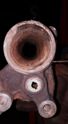 achsrohr2.jpg (207.18 KiB) 4950 mal betrachtet achsrohr2.jpg