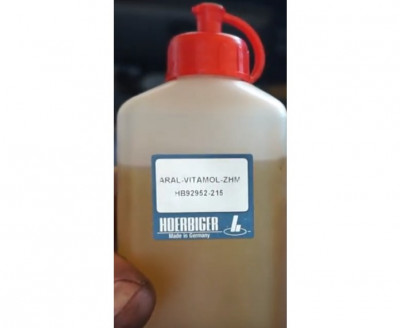 Hydrauliköl.jpg (27.28 KiB) 6681 mal betrachtet Hydrauliköl.jpg