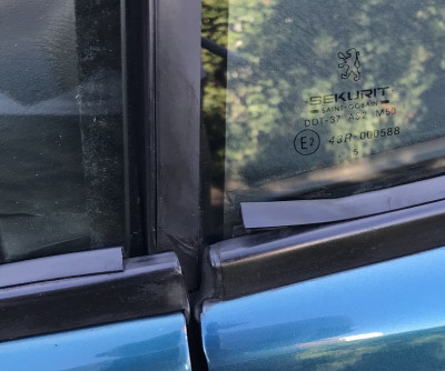 Dichtgummi.jpg (186.87 KiB) 4928 mal betrachtet Dichtgummi.jpg