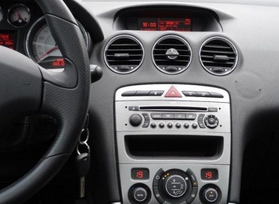 auto.jpg (86.62 KiB) 1128 mal betrachtet auto.jpg