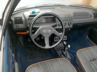 205cockpit.jpg (142.69 KiB) 7334 mal betrachtet 205cockpit.jpg