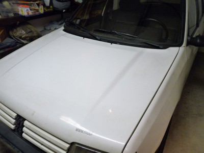 205 Motorhaube.jpg (111.01 KiB) 3158 mal betrachtet 205 Motorhaube.jpg