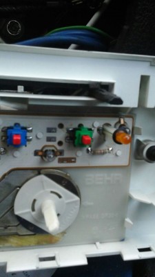 ArBE0eezTt5e4aPV_lkdj0VFbNwL2fQBPgBiKuPdhIv-.jpg (74.11 KiB) 2010 mal betrachtet ArBE0eezTt5e4aPV_lkdj0VFbNwL2fQBPgBiKuPdhIv-.jpg