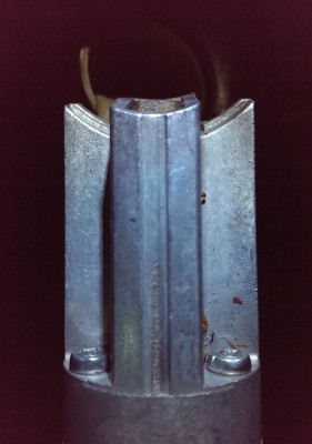 Bolzen seitlich.jpg (79.46 KiB) 2156 mal betrachtet Bolzen seitlich.jpg