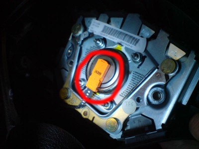 Airbag.jpg (82.92 KiB) 861 mal betrachtet Airbag.jpg